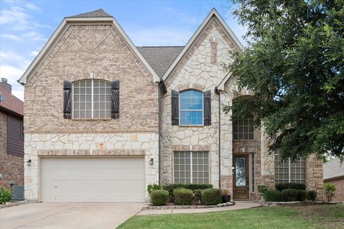 1008 Linden Dr, Burleson, TX, 76028-8400 | Card Image