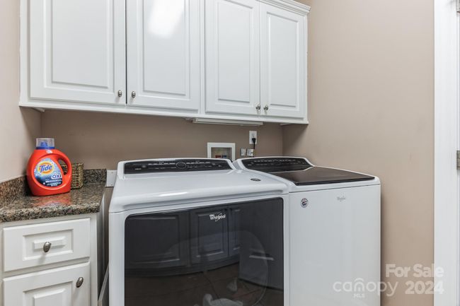 Laundry | Image 31