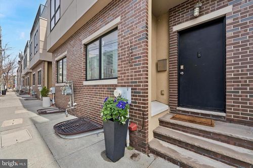 1329 N Howard St, PHILADELPHIA, PA, 19122-4614 | Card Image