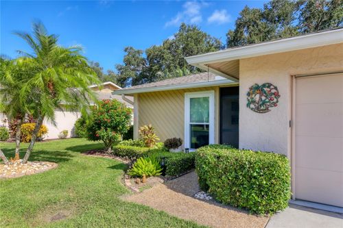40-3541 Wilkinson Woods Dr, SARASOTA, FL, 34231-8666 | Card Image