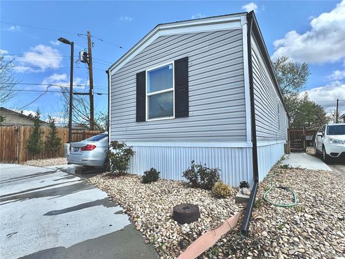 5971 E 69th Ave, Commerce City, CO, 80022-2556 | Card Image