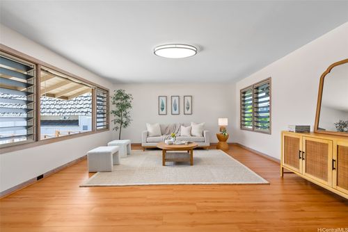 3648 Campbell Ave, Honolulu, HI, 96815-4206 | Card Image