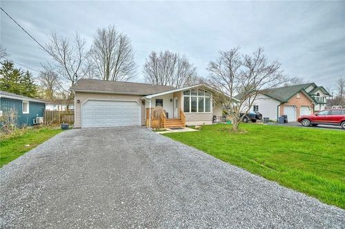 3105 Bethune Ave, Ridgeway, ON, L0S1N0 | Card Image