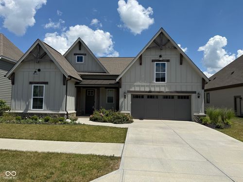 15545 Marsden Dr, Westfield, IN, 46074-7529 | Card Image