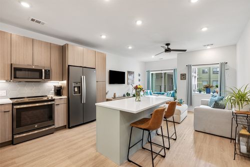 411-4802 S Congress Avenue, Austin, TX, 78745 | Card Image