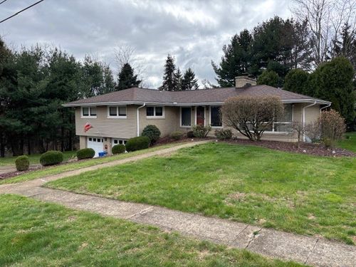 120 Everest Dr, North Huntingdon, PA, 15642-2756 | Card Image