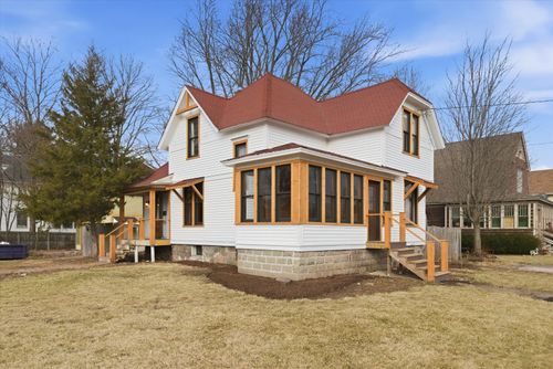 605 N Seminary Ave, Woodstock, IL, 60098-2995 | Card Image