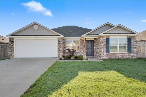 926 W Aiden Dr, Siloam Springs, AR, 72761-5192 | Card Image