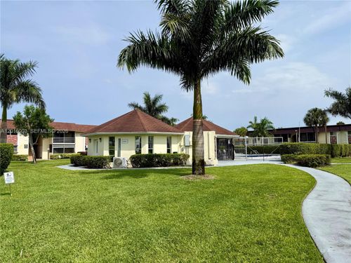 208-22805 Sw 66th Ave, Boca Raton, FL, 33428-5338 | Card Image