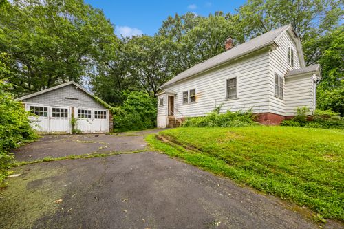 46 Josephine Ave, West Haven, CT, 06516-1240 | Card Image