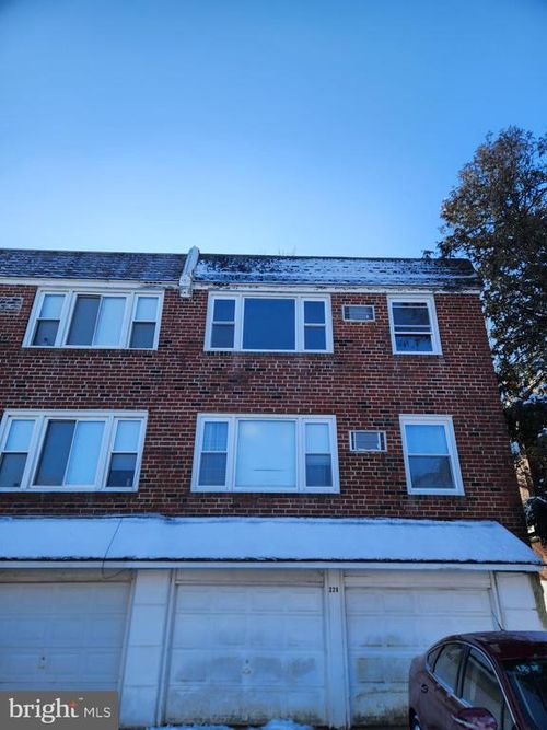 2-228 Erica St, Philadelphia, PA, 19116-3105 | Card Image