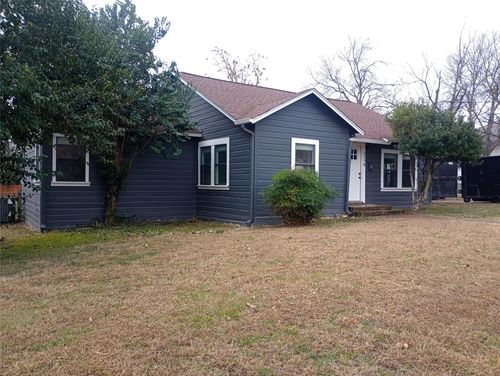 625 E 13th Ave, Belton, TX, 76513-2217 | Card Image