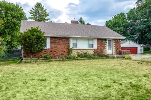 19307 Yonge St, Holland Landing, ON, L9N1L1 | Card Image