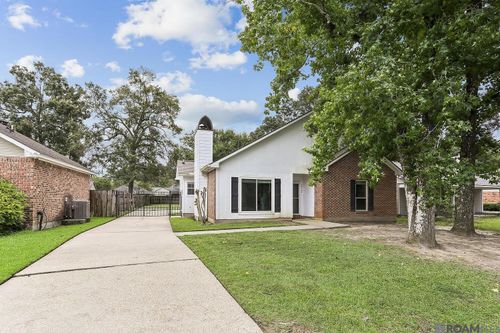 10764 Holly Hock Dr, Greenwell Springs, LA, 70739-5314 | Card Image