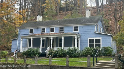 7 River Rd, Highland, NY, 12528-1211 | Card Image