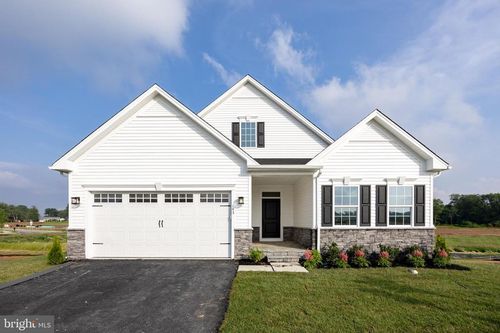 143 Gianna Dr, ELIZABETHTOWN, PA, 17022-2813 | Card Image