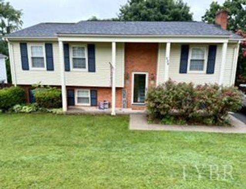 539 Missimer Ln, Vinton, VA, 24179-2348 | Card Image