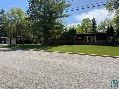 1301 13th Ave, International Falls, MN, 56649-2835 | Card Image