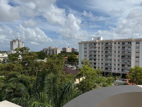 518-50 Menores Ave, Coral Gables, FL, 33134-4087 | Card Image