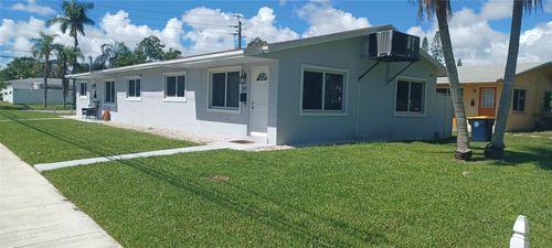 602 Se 2nd Ave, Dania Beach, FL, 33004-4118 | Card Image
