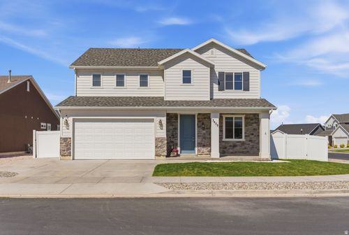 3458 S Gray Pine Ln, Syracuse, UT, 84075-4317 | Card Image