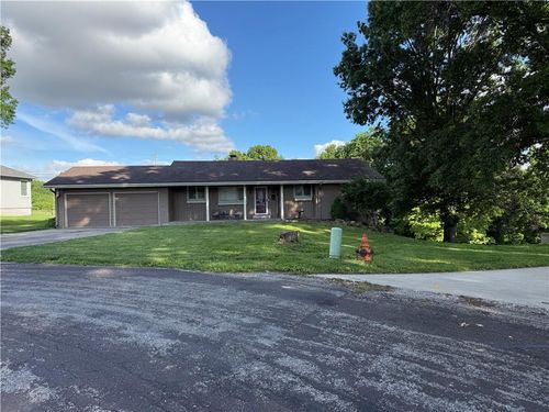 1000 Francis St, Lexington, MO, 64067-1440 | Card Image