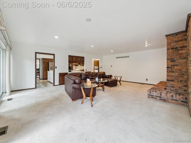 10-4677-Rolling-Ridge-Rd-West-Bloomfield-Township-MI-48323-WindowStill-20.jpg | Image 8