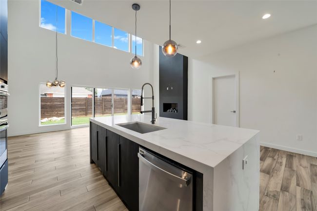8356 Fairview Dr, House other with 4 bedrooms, 3 bathrooms and null parking in Frisco TX | Image 6