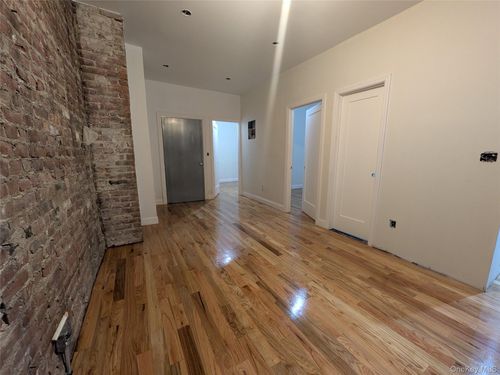 apt-1b-104-44 42nd Ave, Corona, NY, 11368-2582 | Card Image