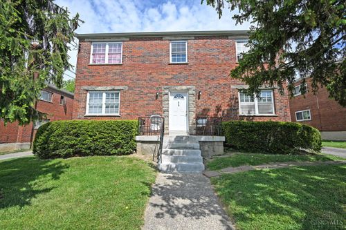 620 Maple Dr, Cincinnati, OH, 45215-4930 | Card Image