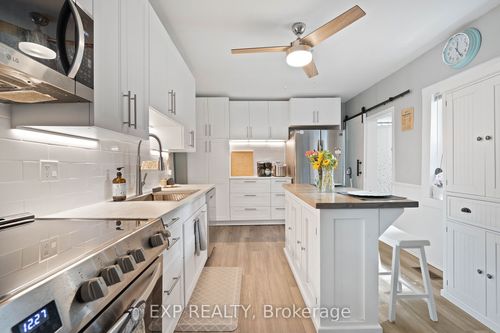 166 Mehring St, West Lorne, ON, N0L2P0 | Card Image