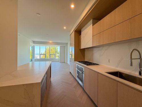 313-1342 Johnston Rd, White Rock, BC, V4B3Z2 | Card Image