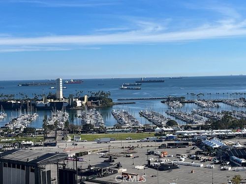 388 E Ocean Blvd, Long Beach, CA, 90802-5252 | Card Image