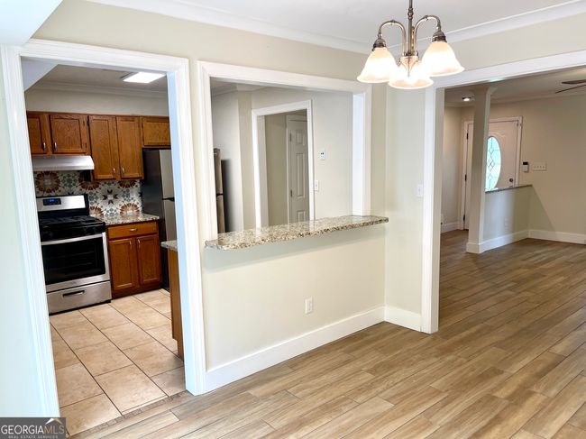696 Redland Dr, Condo with 2 bedrooms, 3 bathrooms and null parking in jonesboro GA | Image 8