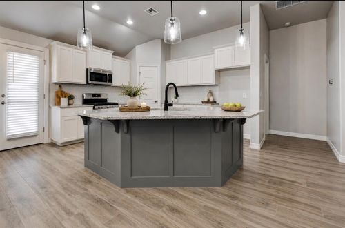 9113 Anaum Lane, Yukon, OK, 73099 | Card Image