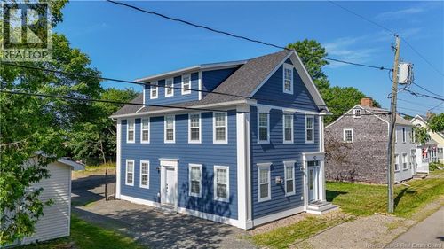 113 Queen St, St Andrews, NB, E5B1C7 | Card Image