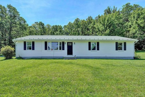 3774 Springwood Rd, Fincastle, VA, 24090-3284 | Card Image