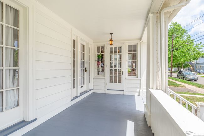 27 Thornton St, House other with 4 bedrooms, 2 bathrooms and null parking in Hamden CT | Image 6