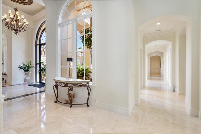 19223 Riverside Dr, House other with 5 bedrooms, 6 bathrooms and null parking in Tequesta FL | Image 12