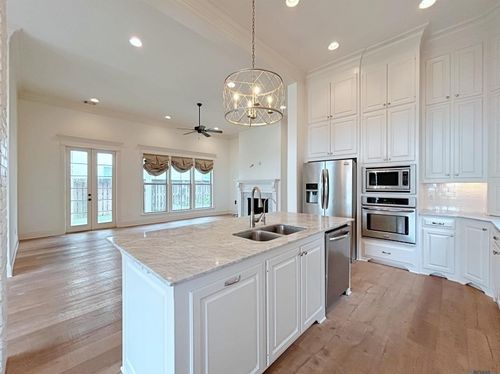 10756 Preservation Way, Baton Rouge, LA, 70810-7846 | Card Image