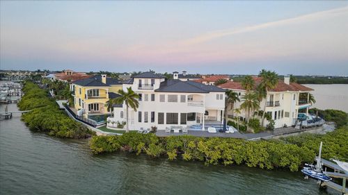 4102 Causeway Vista Dr, TAMPA, FL, 33615-5416 | Card Image