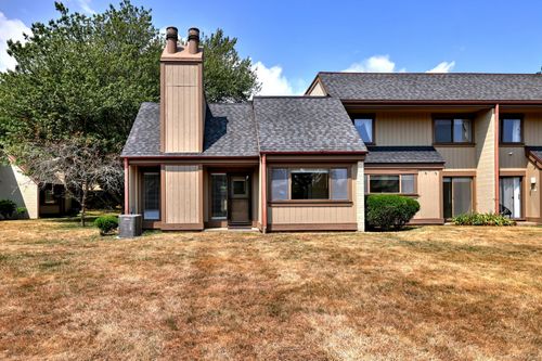 unit-2f-85 Viscount Dr, Milford, CT, 06460-5766 | Card Image