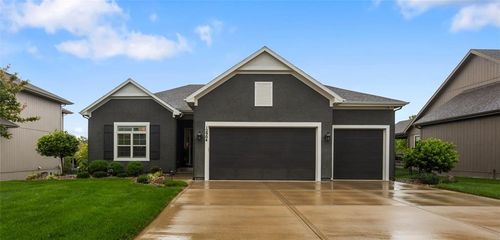 12904 169th St, Overland Park, KS, 66221-7900 | Card Image