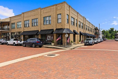 122 122 Vale St, Jefferson, TX, 75657 | Card Image