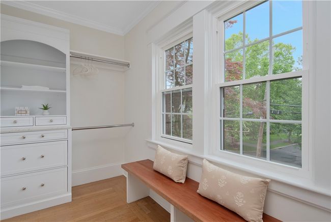 175 Freeman Pkwy, House other with 5 bedrooms, 4 bathrooms and 5 parking in Providence RI | Image 33