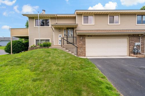 22-14846 Endicott Way, Apple Valley, MN, 55124-6447 | Card Image