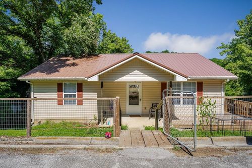183 Borden St, Gainesboro, TN, 38562-9322 | Card Image
