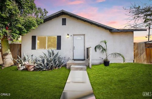 818 Decatur St, Bakersfield, CA, 93308-4134 | Card Image