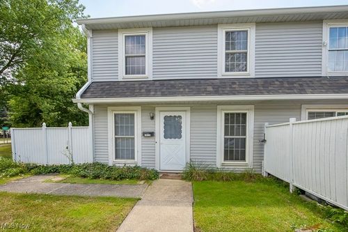 310b-20325 Williamsburg Ct, Middleburg Heights, OH, 44130-2450 | Card Image