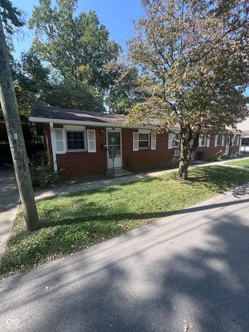 107 Wallace Dr, Crawfordsville, IN, 47933-2621 | Card Image